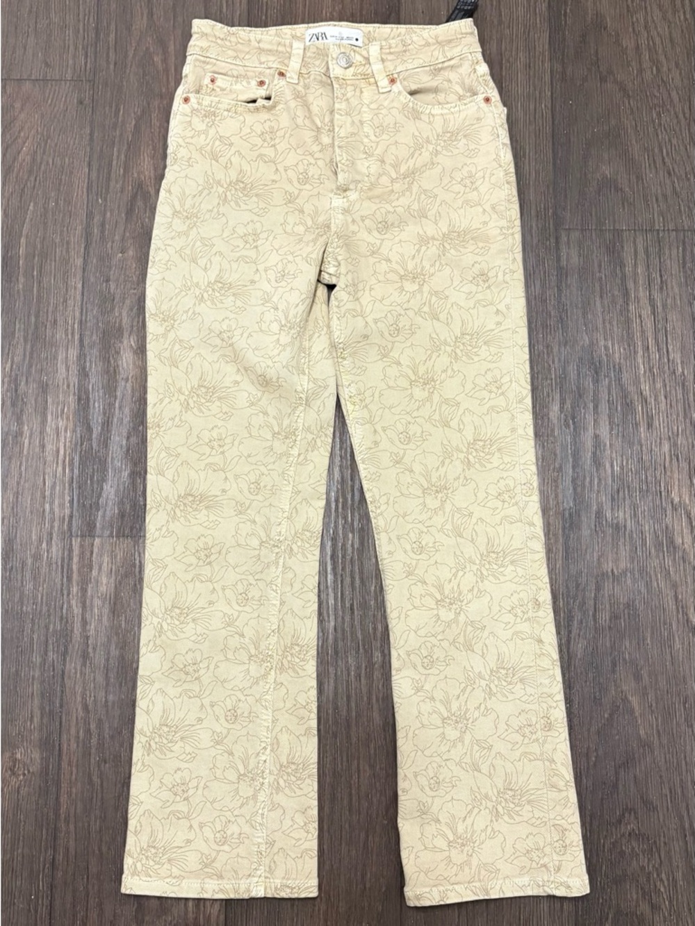 Zara The Dreed Flare Floral Print Jeans Beige Size 2 Ankle Length